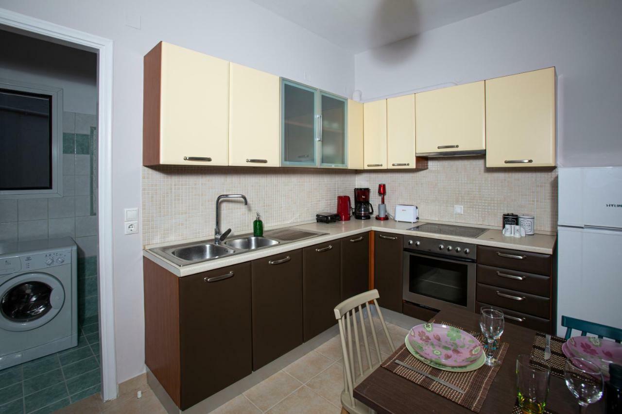 Antigone Apartments Argostoli Exterior photo